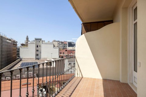 Купить квартиру в Барселона, Испания с 3 спальни, 184м², № 8496 - фото 9