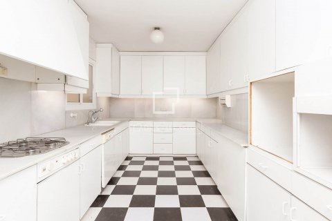 5 bedrooms apartment for sale in Barcelona, Catalonia, Spain № 8493 - photo 4