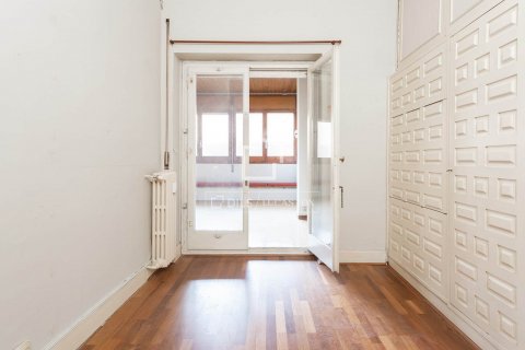 5 bedrooms apartment for sale in Barcelona, Catalonia, Spain № 8493 - photo 21