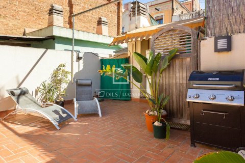 Ático de 2 dormitorios en venta en Barcelona, Cataluña, Spain № 8490