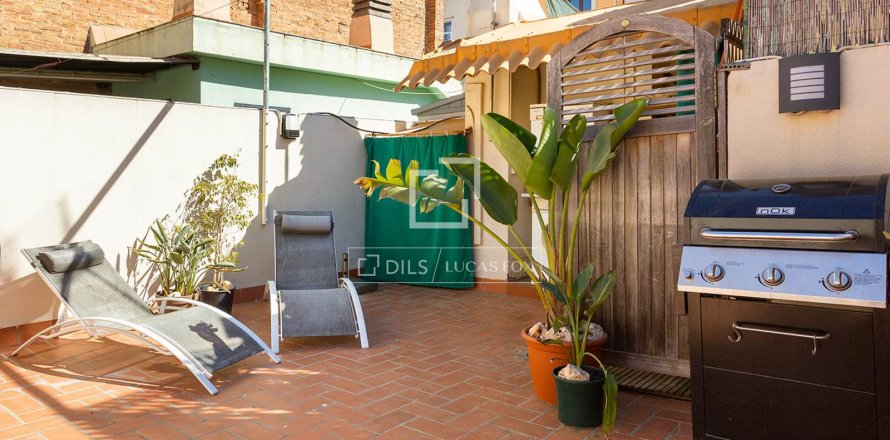 Ático de 2 dormitorios en venta en Barcelona, Cataluña, Spain № 8490