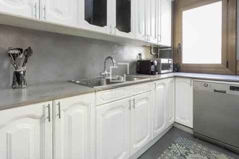 Ático de 2 dormitorios en venta en Barcelona, Cataluña, Spain № 8490 - foto 15