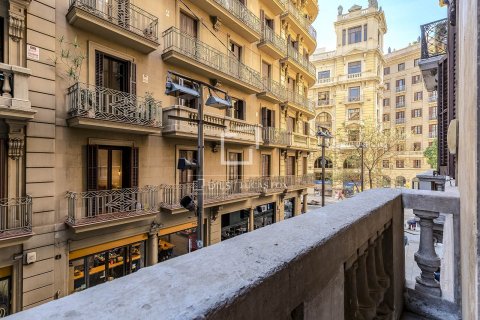 Купить квартиру в Барселона, Испания с 4 спальни, 253м², № 4310 - фото 10