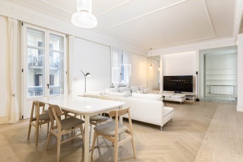 Купить квартиру в Барселона, Испания с 4 спальни, 253м², № 4310 - фото 7