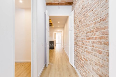 2 bedrooms apartment for sale in Barcelona, Catalonia, Spain № 4309 - photo 14