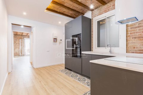 2 bedrooms apartment for sale in Barcelona, Catalonia, Spain № 4309 - photo 17