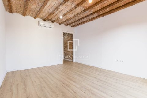 2 bedrooms apartment for sale in Barcelona, Catalonia, Spain № 4309 - photo 11