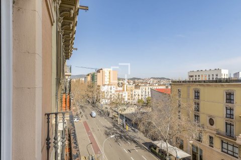 2 bedrooms apartment for sale in Barcelona, Catalonia, Spain № 4309 - photo 22