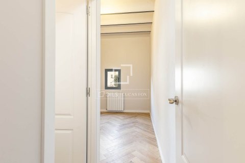 3 bedrooms apartment for sale in Barcelona, Catalonia, Spain № 4312 - photo 25
