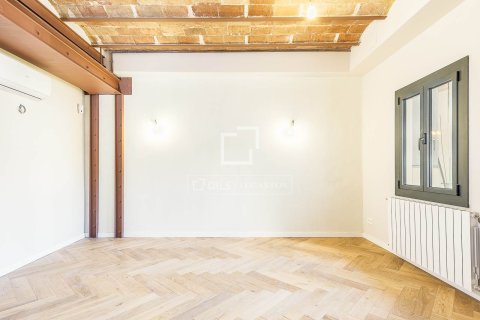 3 bedrooms apartment for sale in Barcelona, Catalonia, Spain № 4312 - photo 3