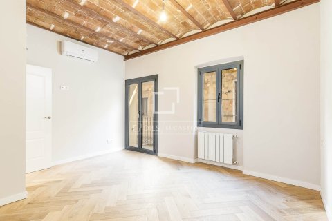 3 bedrooms apartment for sale in Barcelona, Catalonia, Spain № 4312 - photo 14