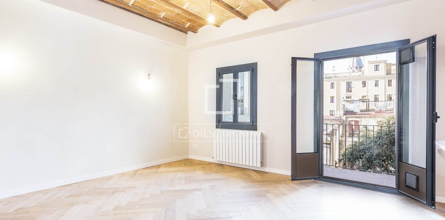 3 bedrooms apartment for sale in Barcelona, Catalonia, Spain № 4312