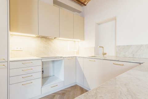 3 bedrooms apartment for sale in Barcelona, Catalonia, Spain № 4312 - photo 9