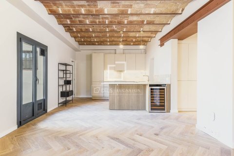 3 bedrooms apartment for sale in Barcelona, Catalonia, Spain № 4312 - photo 6