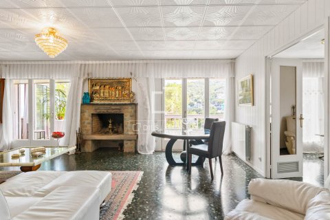 Villa de 5 dormitorios en venta en Castelldefels, Barcelona, Cataluña, Spain № 4308 - foto 7