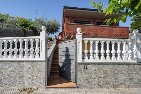 5 bedrooms house for sale in Masquefa, Barcelona, Catalonia, Spain № 1937 - photo 4