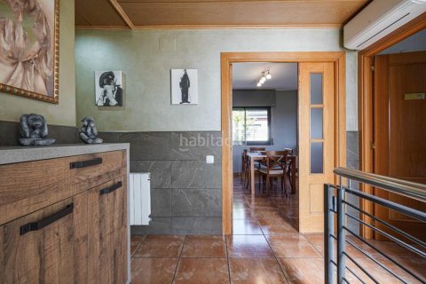 5 bedrooms house for sale in Masquefa, Barcelona, Catalonia, Spain № 1937 - photo 3
