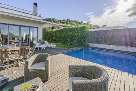 Сasa de 5 dormitorios en venta en Sitges, Barcelona, Cataluña, Spain № 6487 - foto 25