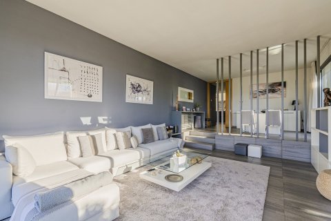 Сasa de 5 dormitorios en venta en Sitges, Barcelona, Cataluña, Spain № 6487 - foto 9