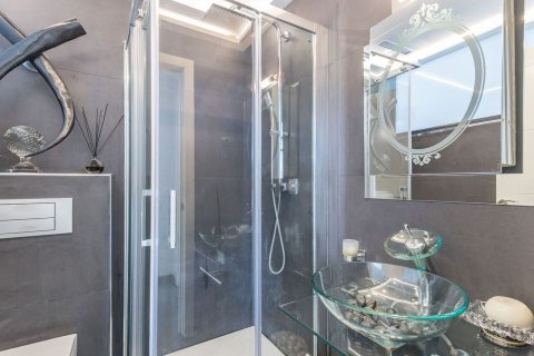 5 bedrooms house for sale in Sitges, Barcelona, Catalonia, Spain № 6486 - photo 16