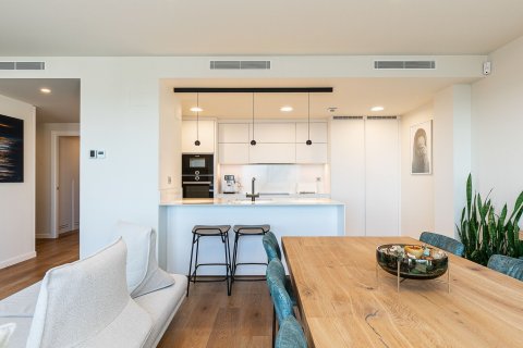 Apartamento de 2 dormitorios en venta en Sitges, Barcelona, Cataluña, Spain № 6488 - foto 12