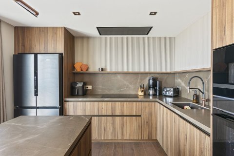 Сasa de 4 dormitorios en venta en Sitges, Barcelona, Cataluña, Spain № 6489 - foto 9