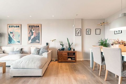 Apartamento de 4 dormitorios en venta en Sitges, Barcelona, Cataluña, Spain № 6485 - foto 15