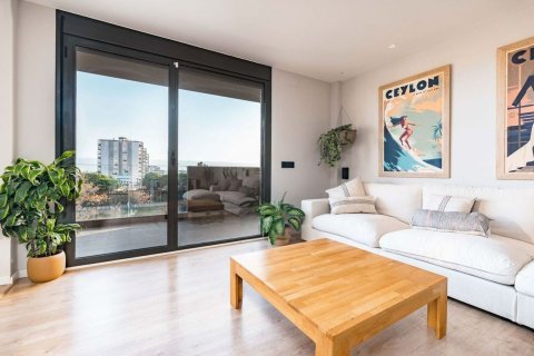 Apartamento de 4 dormitorios en venta en Sitges, Barcelona, Cataluña, Spain № 6485 - foto 9