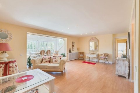 Сasa de 6 dormitorios en venta en Sant Cugat del Vallès, Barcelona, Cataluña, Spain № 6627 - foto 18