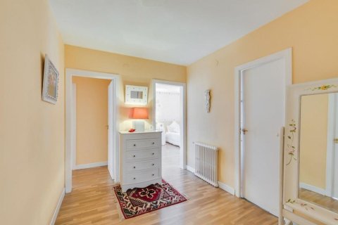 Сasa de 6 dormitorios en venta en Sant Cugat del Vallès, Barcelona, Cataluña, Spain № 6627 - foto 17