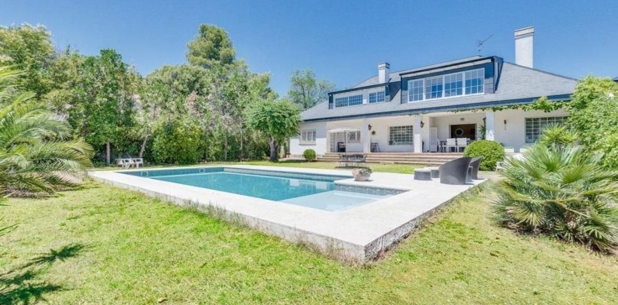 Сasa de 6 dormitorios en venta en Sant Cugat del Vallès, Barcelona, Cataluña, Spain № 6627