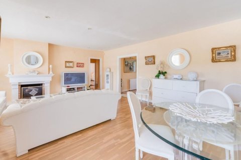 Сasa de 6 dormitorios en venta en Sant Cugat del Vallès, Barcelona, Cataluña, Spain № 6627 - foto 3