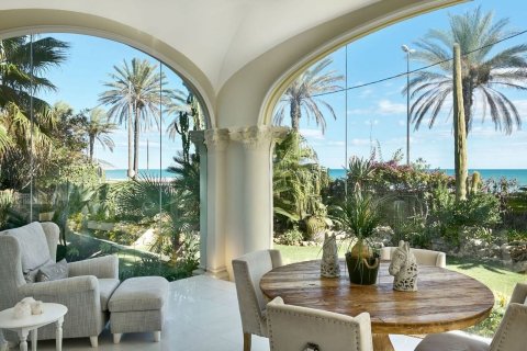 Сasa de 6 dormitorios en venta en Sitges, Barcelona, Cataluña, Spain № 6631 - foto 9
