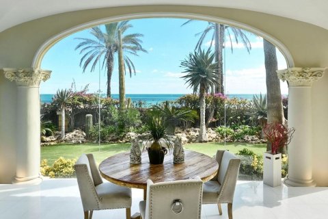 Сasa de 6 dormitorios en venta en Sitges, Barcelona, Cataluña, Spain № 6631 - foto 2