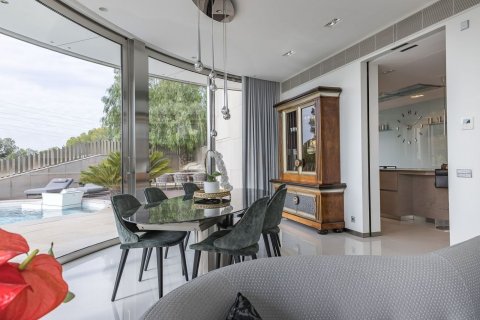 Купить дом в Ситжес, Испания с 6 комнат, 683м², № 6628 - фото 5