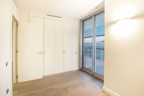 Apartamento de 3 dormitorios en venta en Barcelona, Cataluña, Spain № 6625 - foto 10