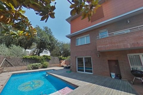 Сasa de 6 dormitorios en venta en Sant Cugat del Vallès, Barcelona, Cataluña, Spain № 6626 - foto 27