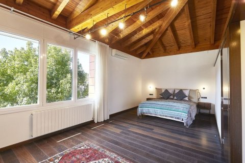 Сasa de 6 dormitorios en venta en Sant Cugat del Vallès, Barcelona, Cataluña, Spain № 6626 - foto 24