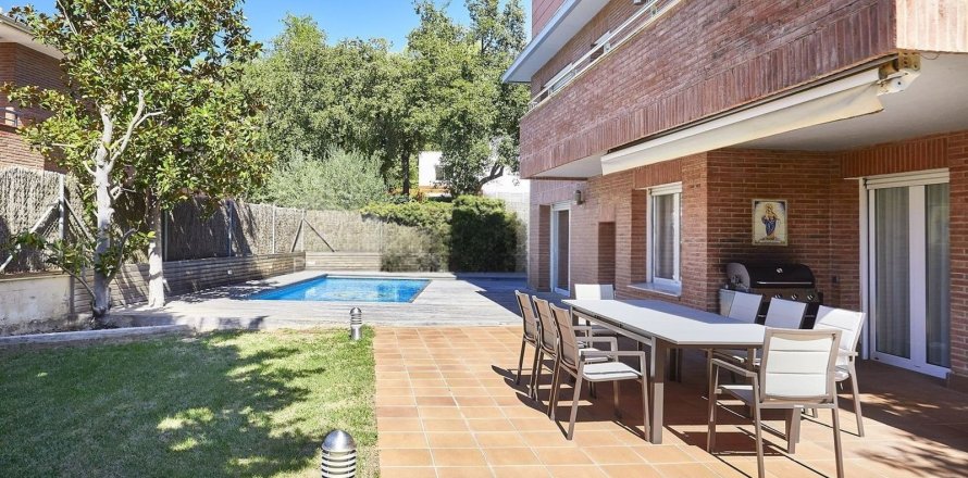 Сasa de 6 dormitorios en venta en Sant Cugat del Vallès, Barcelona, Cataluña, Spain № 6626