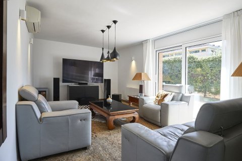 Сasa de 6 dormitorios en venta en Sant Cugat del Vallès, Barcelona, Cataluña, Spain № 6626 - foto 4