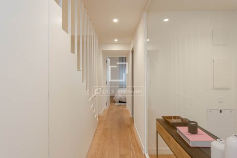 3 bedrooms apartment for sale in Barcelona, Catalonia, Spain № 4440 - photo 20