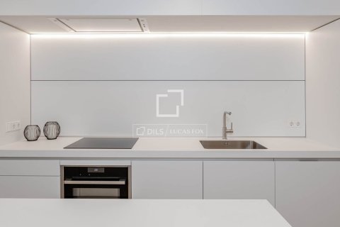 3 bedrooms apartment for sale in Barcelona, Catalonia, Spain № 4440 - photo 17