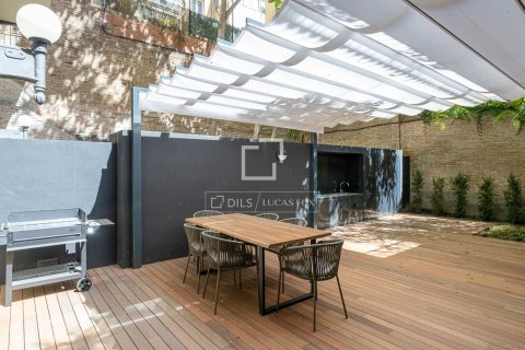 3 bedrooms apartment for sale in Barcelona, Catalonia, Spain № 4440 - photo 12