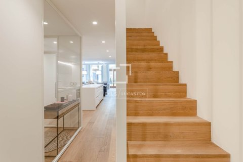 3 bedrooms apartment for sale in Barcelona, Catalonia, Spain № 4440 - photo 25
