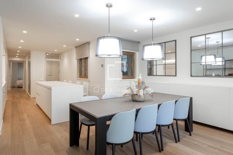 3 bedrooms apartment for sale in Barcelona, Catalonia, Spain № 4440 - photo 9