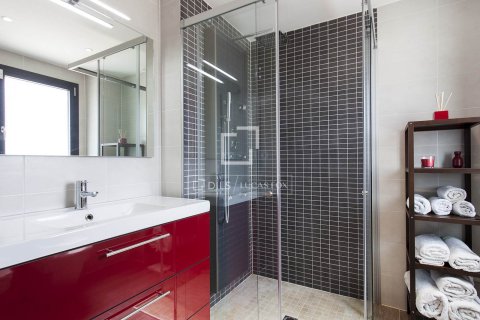 Villa de 3 dormitorios en venta en Sitges, Barcelona, Cataluña, Spain № 4441 - foto 14