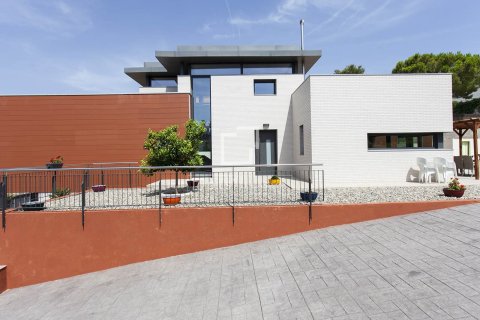 Villa de 3 dormitorios en venta en Sitges, Barcelona, Cataluña, Spain № 4441 - foto 4