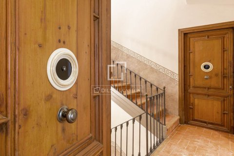 2 bedrooms apartment for sale in Barcelona, Catalonia, Spain № 4439 - photo 22