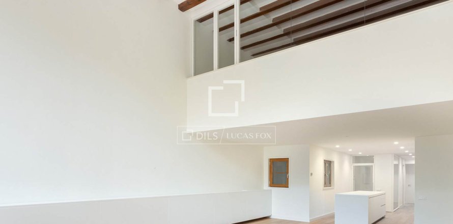 2 bedrooms apartment for sale in Barcelona, Catalonia, Spain № 4439