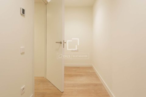 2 bedrooms apartment for sale in Barcelona, Catalonia, Spain № 4439 - photo 20